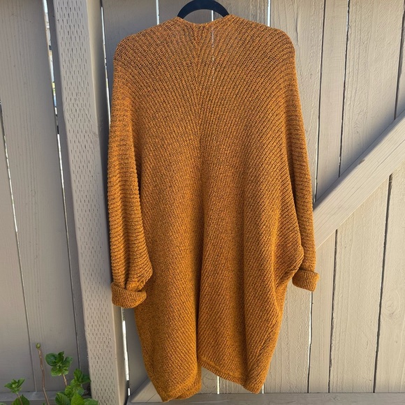 Forever 21 Plus Knit Orange and Black Cardigan Sweater NWOT - Picture 2 of 5